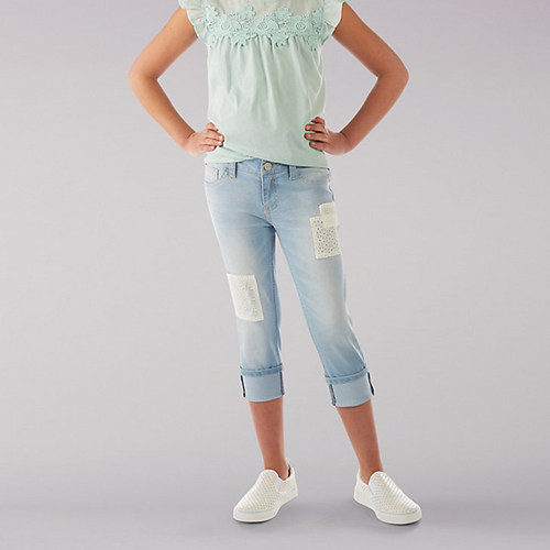 EYELET LACE PATCH CUFFED CROP - 7-16